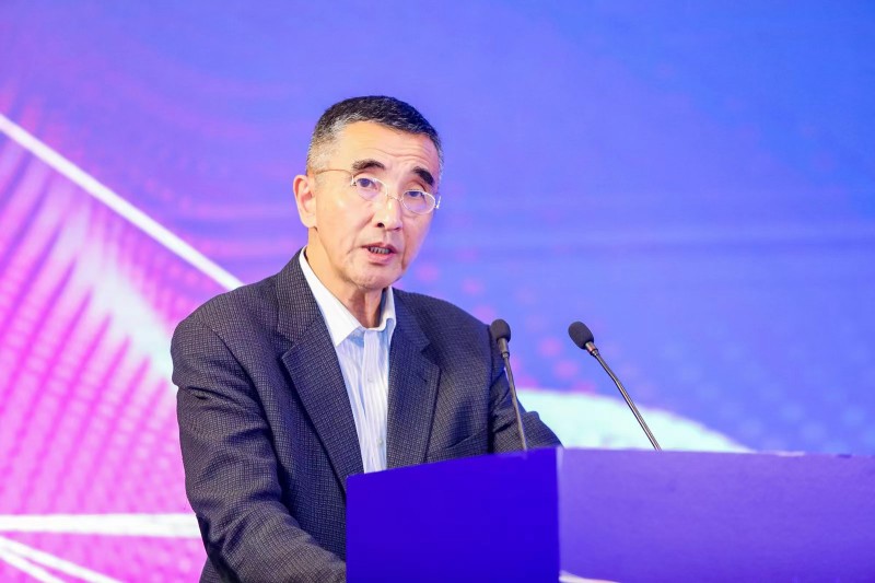 图为中国音像与数字出版协会第一副理事长、游戏工委主任委员张毅君致辞。